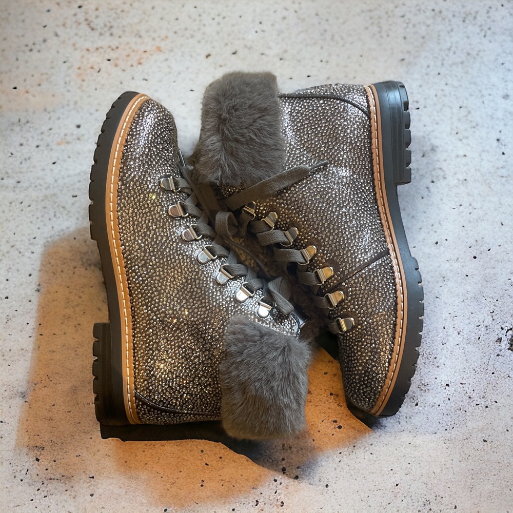 INC International Concepts Women’s Dark Gray Pravale 3 Boots with Fur